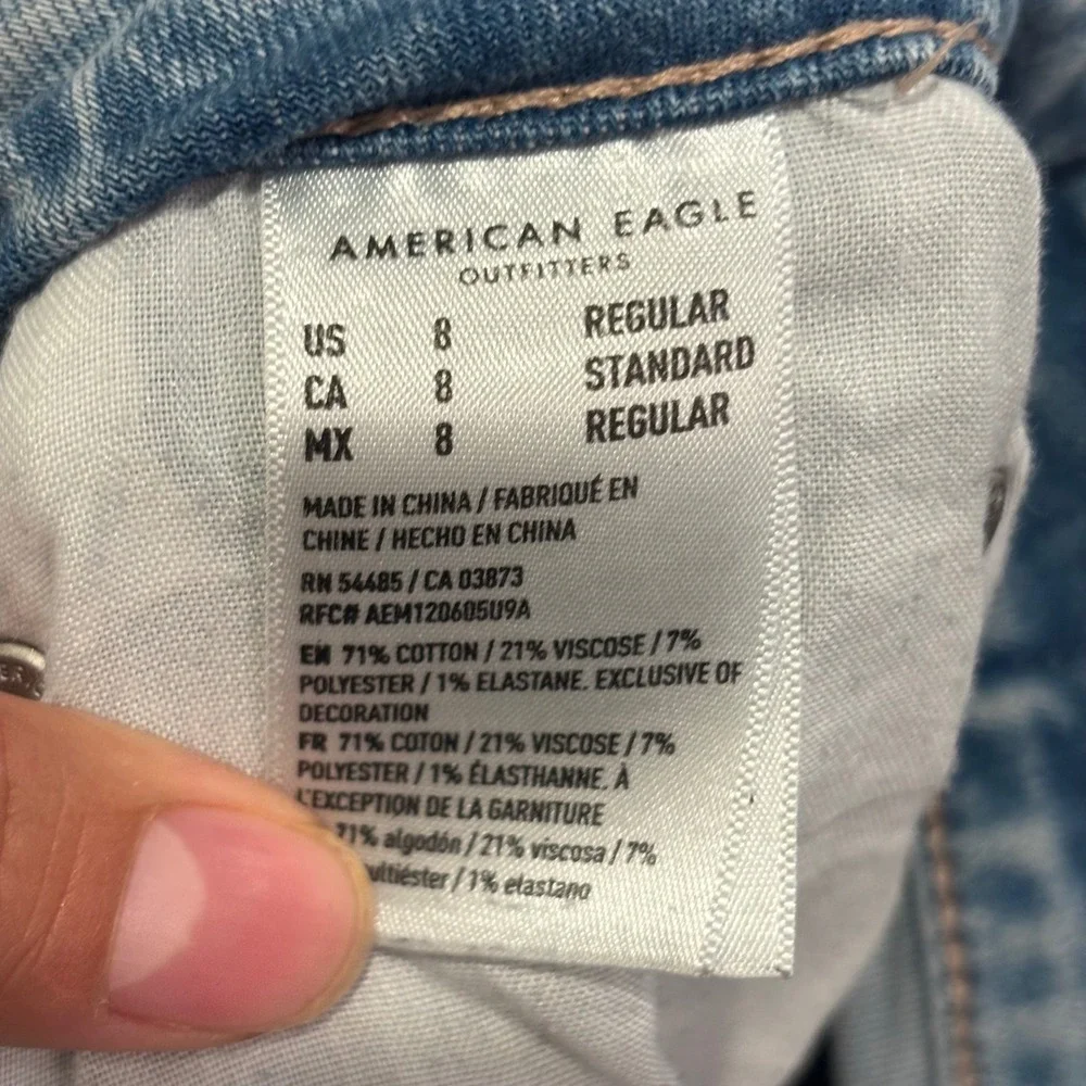 American Eagle Distressed Flare Jeans Light Wash Raw Hem Womens 8 Regular